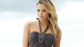 Kaley Cuoco HD Wallpaper Movie