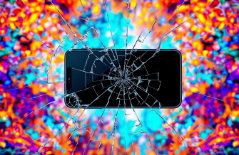 Cracked Screen Prank Wallpaper