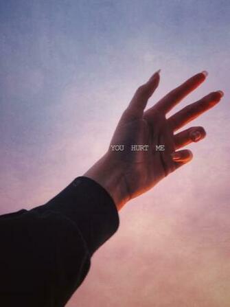 Aesthetic Hands Wallpaper Top