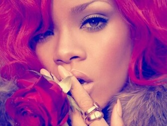 Lovely Rihanna Wallpaper