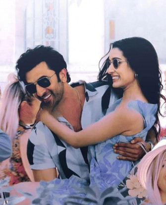 Tu Jhoothi Main Makkaar Photo Gallery