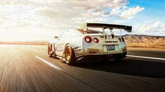 Bmw E92 M3 Nissan Gtr R35 Wallpaper Gallery