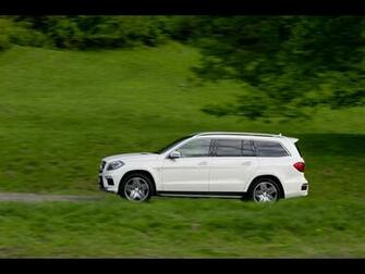 Mercedes Benz Gl Amg Motion Side Wallpaper