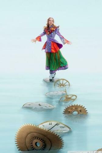 Alice Through The Looking Glass 4k HD Desktop Wallpaper