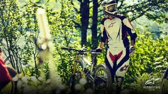 Wallpaper Alpinestar