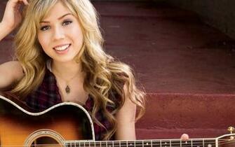 Jennette Mccurdy Wallpaper High Definition Quality