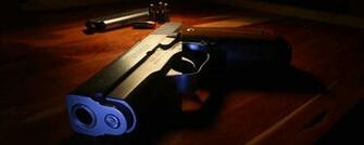 Glock Under Price A Right Click Gun Wallpaper