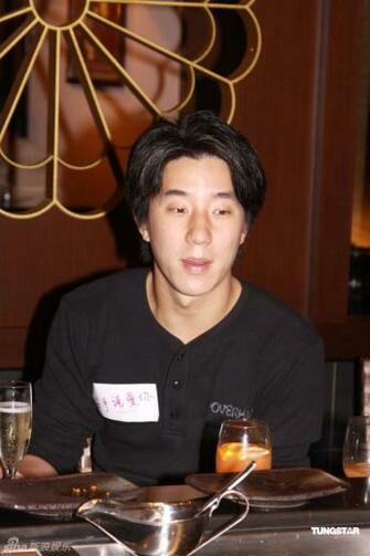Photo Tabloid Model Jaycee Chan Image