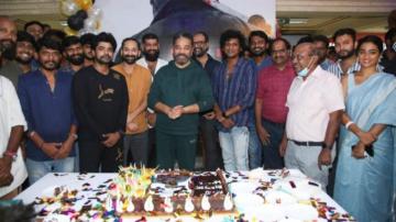 Inside Kamal Haasan S Pre BirtHDay Celebrations On Sets Of Vikram