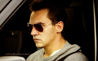Jonathan Wallpaper Rhys Meyers