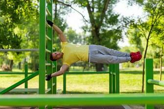 Human Flag Street Workouts