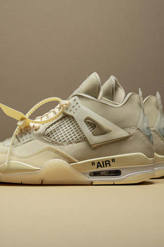Off White