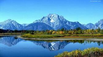 Snow Mountain Wallpaper Grasscloth