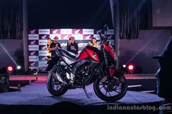 Honda Cb Hornet 160r Faired Variant Slated To Launch This Fiscal