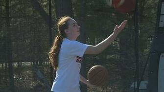 Spash S Moe Finishes Second In Trick Shot Contest Held By Wnba Player