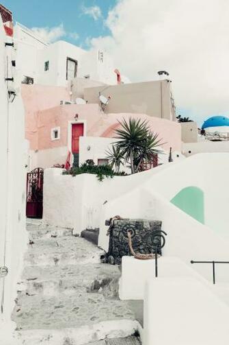 Weekend In Santorini Traveling Greece Travel Aspyn Ovard