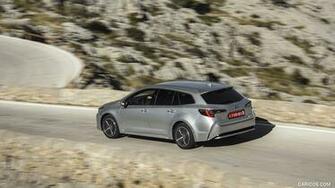 Toyota Corolla Touring Sports Hybrid 8l Platinum Eu Spec