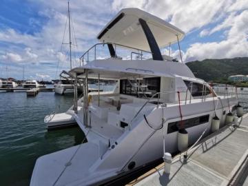 Leopard Powercat Power Catamaran The Moorings Yacht
