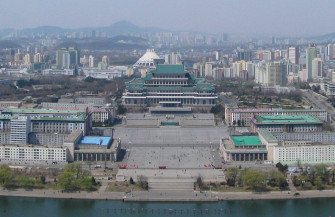 Gloomy Skyscape Over Kim Il Wallpaper