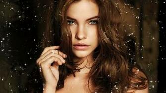 Barbara Palvin Victoria Secret Holiday Wallpaper HD