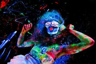 Glow In The Dark Body Painting Art Background Wallpaper