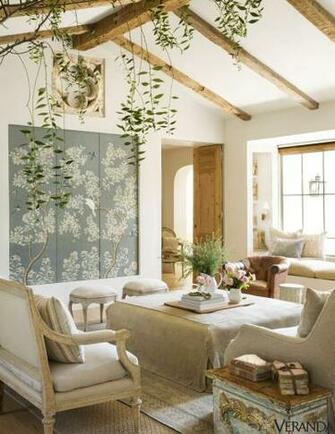 Chinoiserie Chic Serene Chinoserie