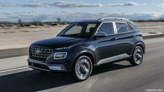 Hyundai Venue Front Three Quarter HD Wallpaper