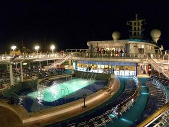 Royal Caribbean Brilliance Of The Seas Dining Desktop Background