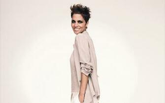 Halle Berry Wallpaper HD