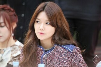 Sooyoung Sony Cybershot Beyonce Knowles