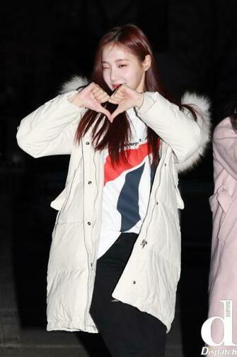 Yeonwoo Momoland Asiachan Kpop Image Board