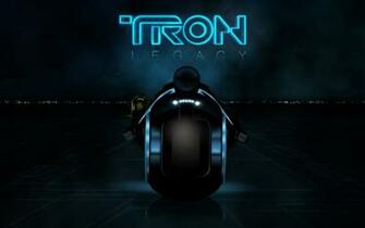Mientras Unas Im Genes De Tron Legacy