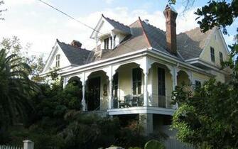 Boswell Sisters House In New Orleans City Wallpaper