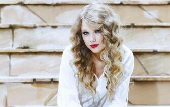 Taylor Swift Speak Now Wallpaper