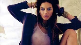 Adriana Lima Wallpaper Fond D Cran Photos En HD