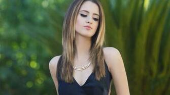 Wallpaper Laura Marano Hot 4k Celebrities