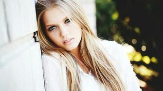 Beautiful Girl Blonde Photo