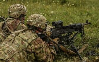 HD Wallpaper Soldier M240b Machine Gun Lmg Operator Military