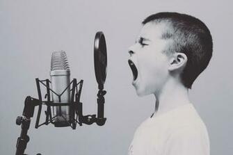 Best Singing Pictures HD Image
