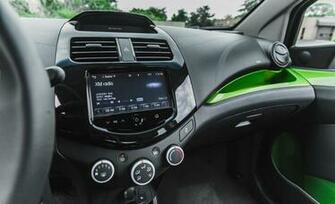 Chevrolet Spark Interior Photo