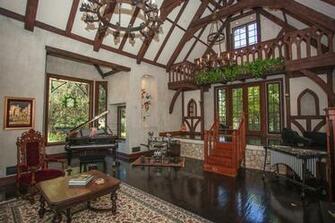Home Design And Decor Tudor
