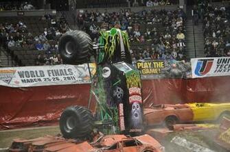 Foto Wallpaper HD Monster Jam Grave Digger Calidad Alta