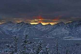 Wallpaper Background Waterton Lakes National Park Winter Scenic