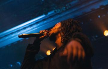 Earl Sweatshirt Delivers Vehement Unifying Performance At Regency