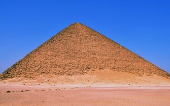 Pyramid Wallpaper Of Egypt