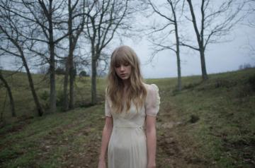 Image About Beautiful In Taylor Swift By Pin Up Galore