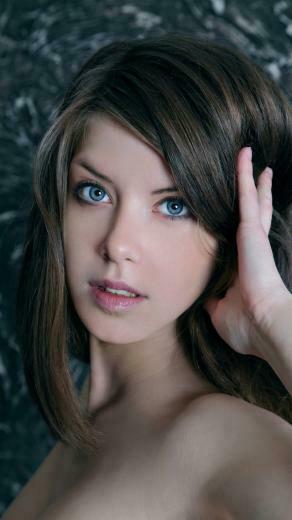 Blue Eyed Girl Mobile Wallpaper Jpg