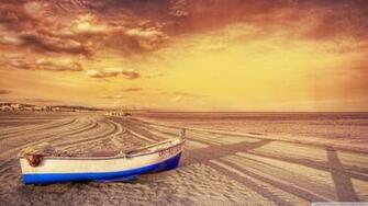 Wallpaper World Boat On Beach HD