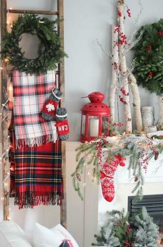 Christmas Home Entertaining Wallpaper Editing
