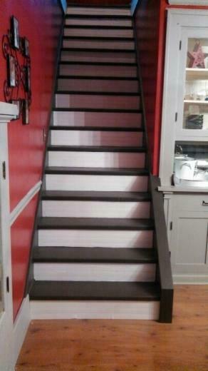 Paintable Textured Wallpaper On Steps Love It
